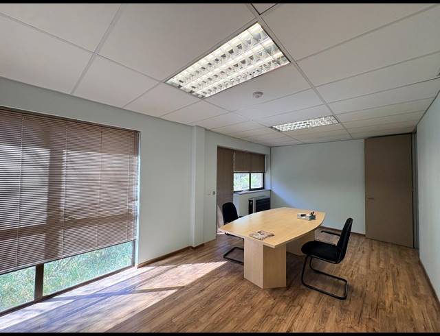 255M² OFFICE TO LET IN NOORDWYK